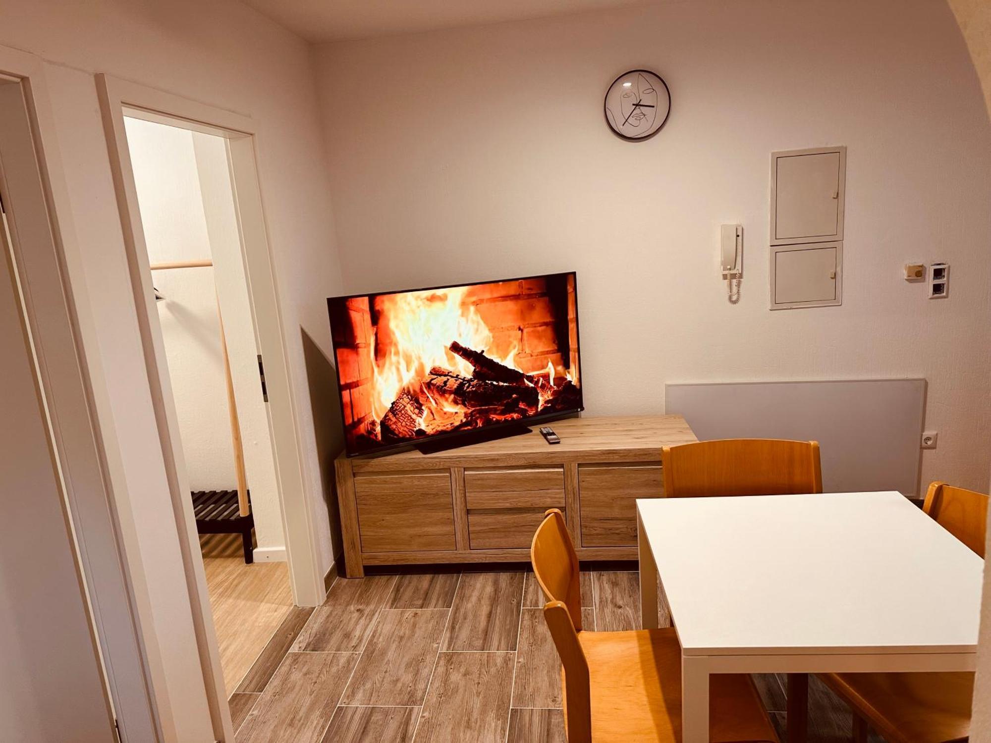 Felix Living 9, Modern & Cozy, 3 Zimmer Wohnung, Parkplatz Salzweg Dış mekan fotoğraf